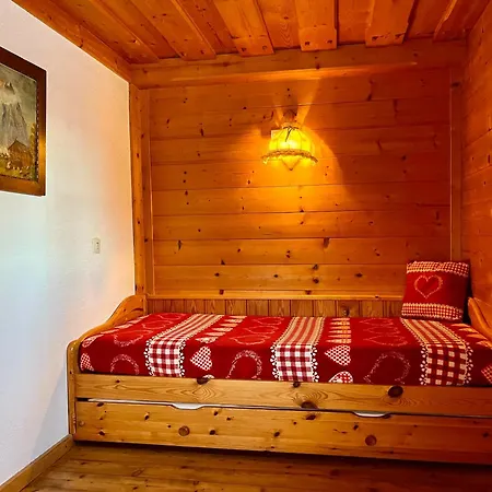 Petzl Hütte - Kreischbergblick *